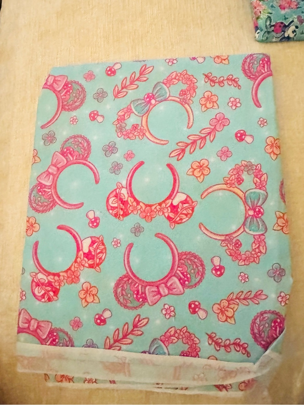 1 yard custom cotton preppy Minnie ear headband Disney Lilly fabric. LP, WDW